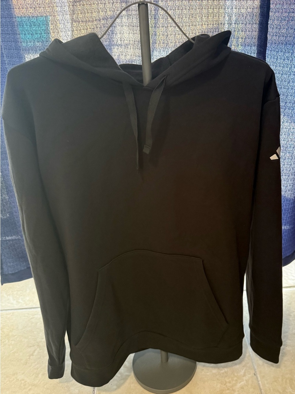 Adidas x FIFA Official Black Pullover Hoodie Sweatshirt Men's Medium Relaxed Fit